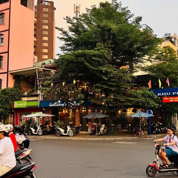 Bán nhà mặt tiền Vĩnh Hội, Phường 3, Quận 4