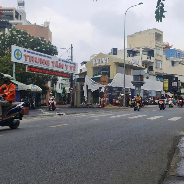 Bán nhà mặt tiền Nơ Trang Long, Phường 11, Quận Bình Thạnh