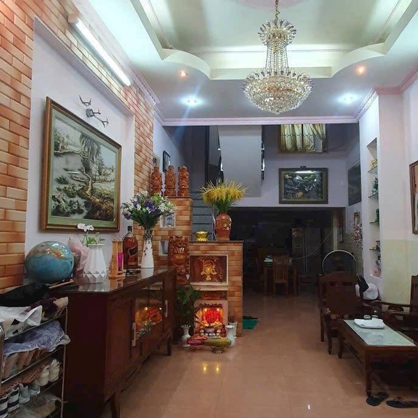 Bán nhà mặt tiền đường 10A, P6, Quận 4