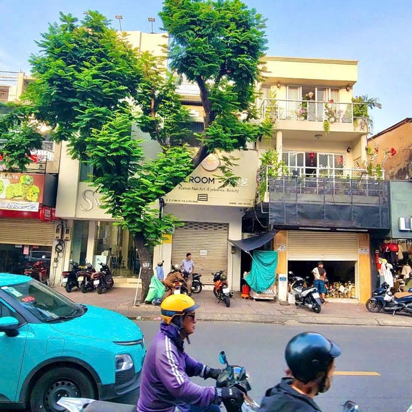 Bán nhà mặt tiền Lê Văn Sỹ, Phường 10, Quận Phú Nhuận