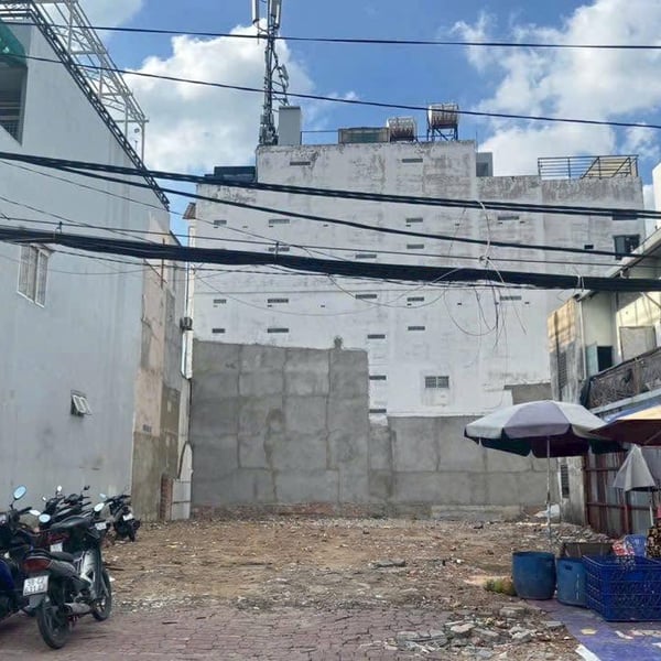 Bán đất mặt tiền đường Võ Thị Nhờ, P. Tân Thuận Đông, Quận 7