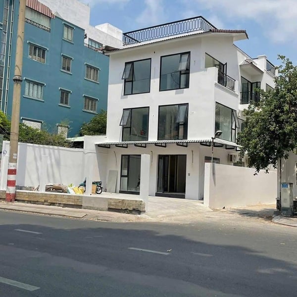 Bán nhà 2 mặt tiền đường Điện Biên Phủ, Phường Xuân Hòa, Quận 3