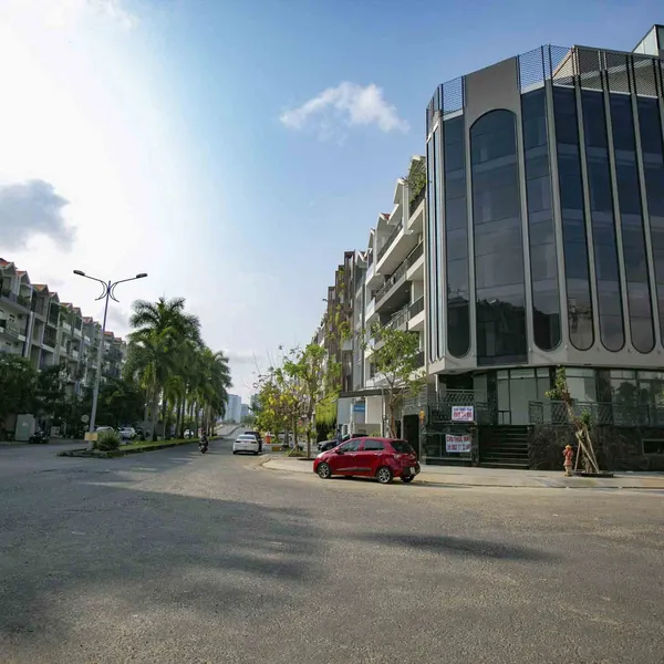 BÁN NHÀ GÓC 2 MẶT TIỀN – KHU HIM LAM