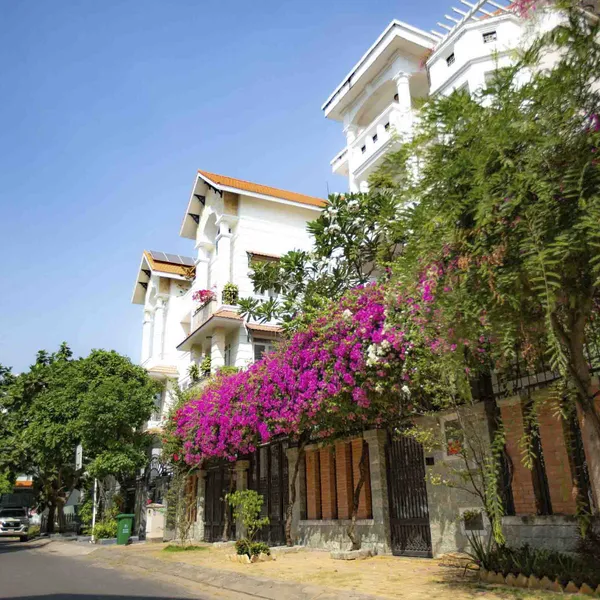 BÁN NHÀ GÓC 2 MẶT TIỀN – KHU HIM LAM