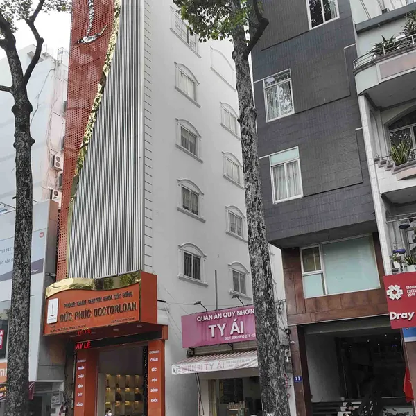 BÁN TÒA NHÀ VĂN PHÒNG – SỐ 9A TÔN THẤT TÙNG, QUẬN 1 – GIÁ 75 TỶ (838 TRIỆU/M²)