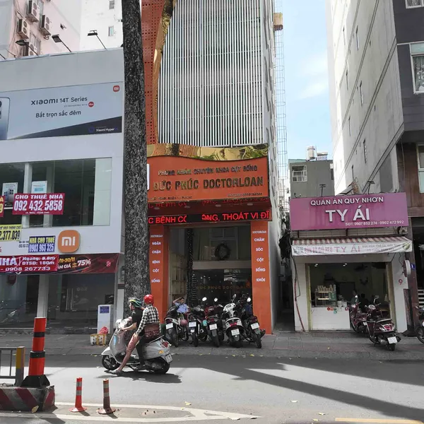 BÁN TÒA NHÀ VĂN PHÒNG – SỐ 9A TÔN THẤT TÙNG, QUẬN 1 – GIÁ 75 TỶ (838 TRIỆU/M²)