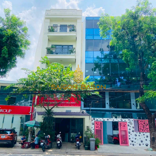 Bán nhà mặt tiền Nguyễn Văn Hưởng, P. Thảo Điền, TP. Thủ Đức
