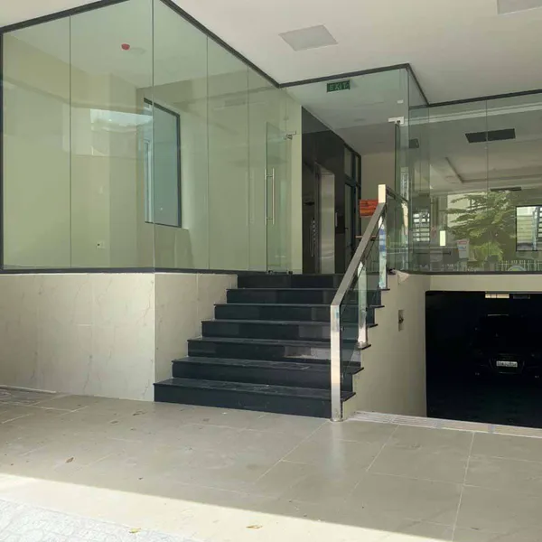 Bán nhà mặt tiền đường Hồ Hảo Hớn