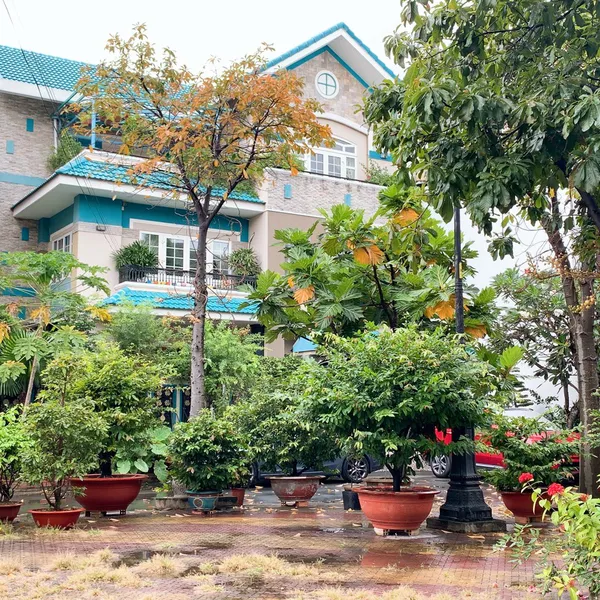 Biệt thự hiếm khu compound sát sông khu đường 30B-Trần Não
