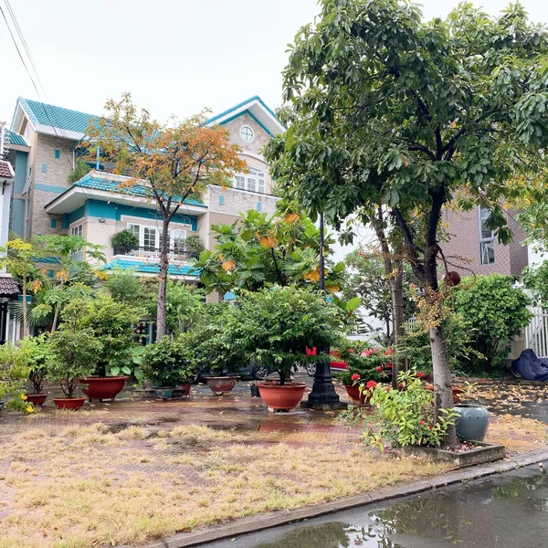 Biệt thự hiếm khu compound sát sông khu đường 30B-Trần Não
