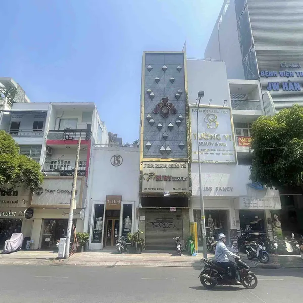BÁN NHÀ MẶT TIỀN ĐƯỜNG LÊ THỊ RIÊNG - QUẬN 1