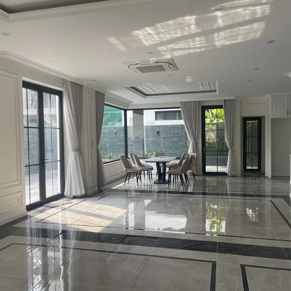 Bán Lô Biệt thự nhà xây dựng hoàn thiện