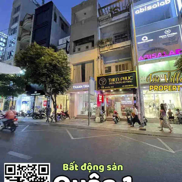 Cần bán nhà mặt tiền đường NGUYỄN TRÃI QUẬN 1