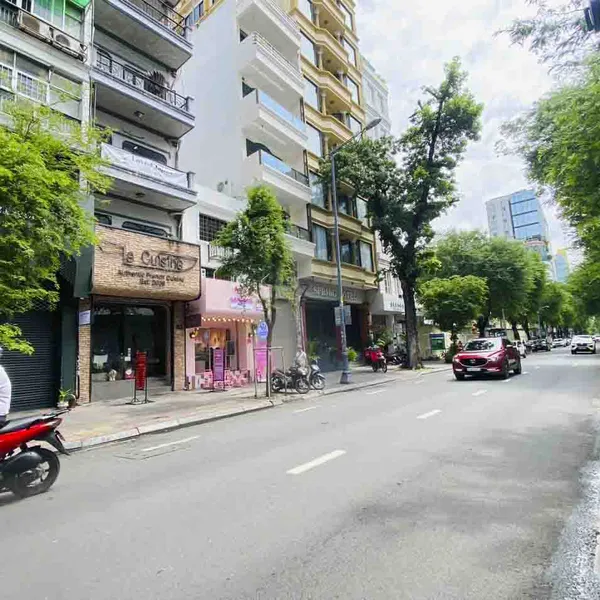 BÁN NHÀ MẶT TIỀN ĐƯỜNG LÊ THÁNH TÔN QUẬN 1 TP.HỒ CHÍ MINH