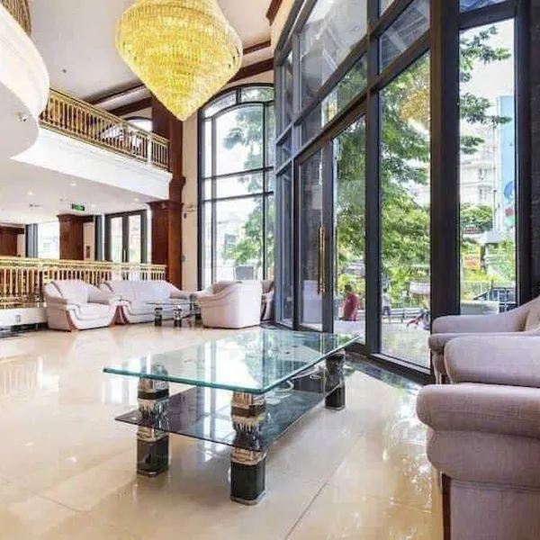 CẦN BÁN KHÁCH SẠN GÓC 2MT HỒNG HÀ ; NGAY SÂN BAY TÂN SƠN NHẤT