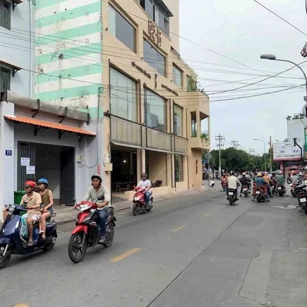 BÁN NHÀ GÓC 2 MẶT TIỀN LÊ TRỌNG TẤN