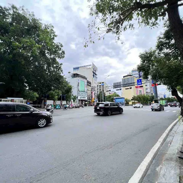 BÁN TÒA NHÀ BUILDING 138A NGUYỄN VĂN TRỖI