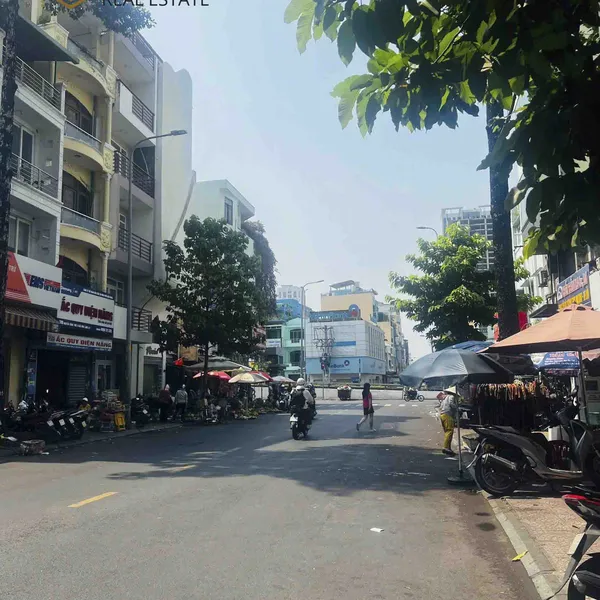 Bán Nhà Nguyễn Công Trứ Quận 1 – Giá Tốt Nhất Khu Vực – 7 Tầng Thang Máy – Gần Chợ Bến Thành