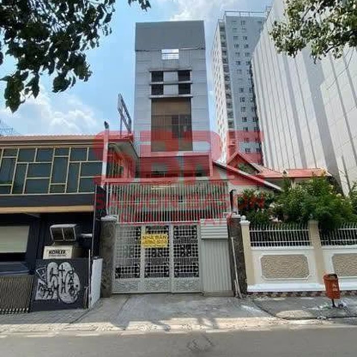 Bán nhà mặt tiền Võ Văn Kiệt, Phường Cô Giang, Quận 1