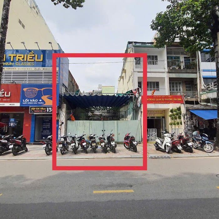 Bán nhà mặt tiền Trần Quang Khải,  P. Tân Định, Quận 1