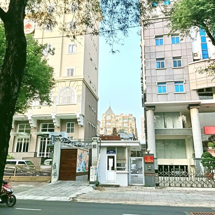 Bán nhà mặt tiền Nam Kỳ Khởi Nghĩa, Phường Sài Gòn, Quận 1