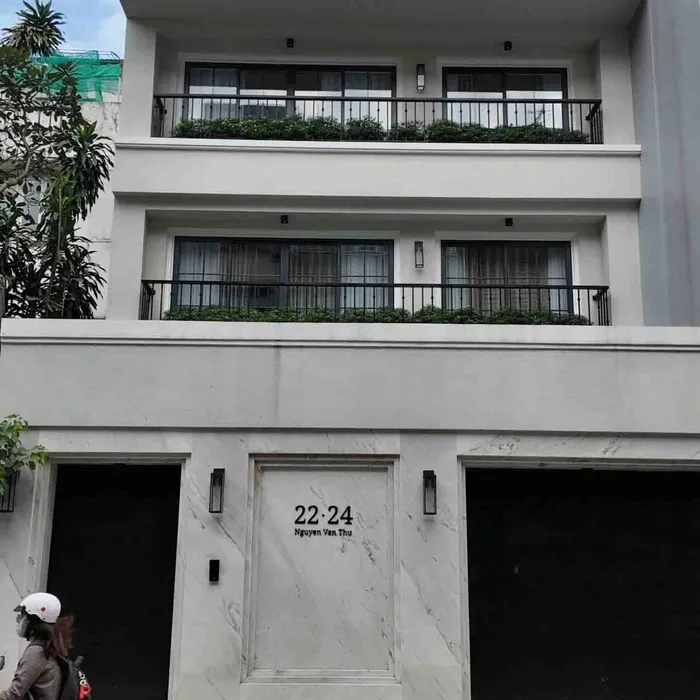 BÁN NHÀ MẶT TIỀN NGUYỄN VĂN THỦ