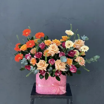 GIỎ HOA HỒNG MIX HOA ĐỒNG TIỀN - HG001
