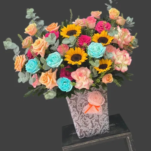 GIỎ HOA MIX MÀU THEO PHONG CÁCH HIỆN ĐẠI - HG010