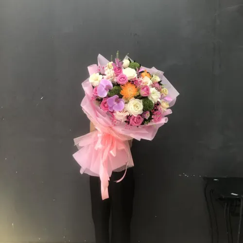 BÓ HOA HỒNG MIX LAN HỒ ĐIỆP - HB010