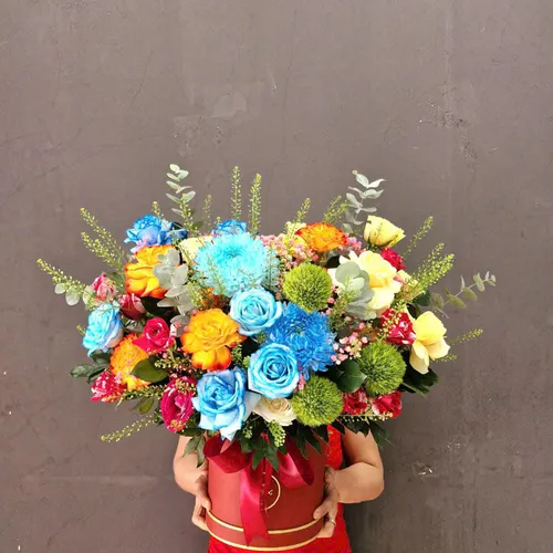 GIỎ HOA MIX MÀU THEO PHONG CÁCH HIỆN ĐẠI - HG009