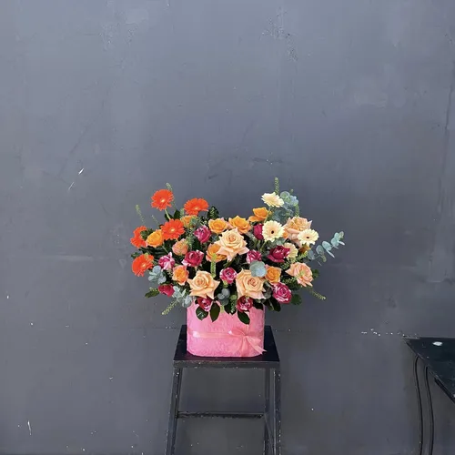 GIỎ HOA HỒNG MIX HOA ĐỒNG TIỀN - HG001