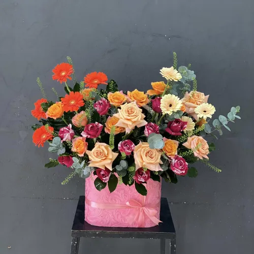 GIỎ HOA HỒNG MIX HOA ĐỒNG TIỀN - HG001