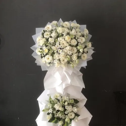 KỆ HOA VIẾNG 2 TẦNG TONE TRẮNG THEO PHONG CÁCH HIỆN ĐẠI- HV001