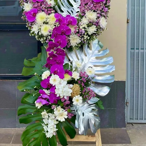 KỆ HOA VIẾNG 2 TẦNG TRẮNG TÍM- HV009