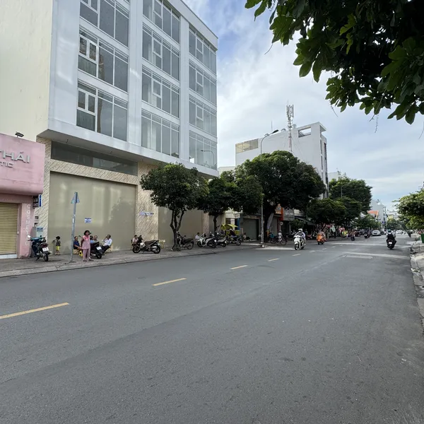 Toà Nhà Văn Phòng Trục Đường Thương Mại Tân Sơn Nhì, Tân Phú - 560m² 18x31m; 1953m² sàn - 160tỷ - 0901326709