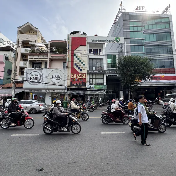 Toà Nhà Đường Nguyễn Gia Trí (D2 cũ) - 105 tỷ - 0901326709