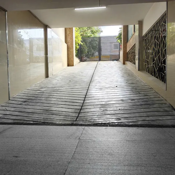 Toà Nhà Khu Hành Chính Trung Tâm Thành Phố Thủ Đức - 320m² 16x20m 1910m² sàn - 185tỷ - 0901326709