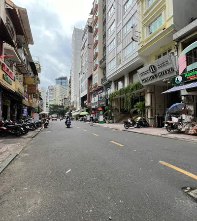 Bán Khách sạn 22 Nguyễn An Ninh Quận 1