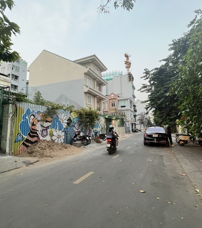 Bán nhà 2-4 Nguyễn Thành Ý Phường Đakao Quận 1