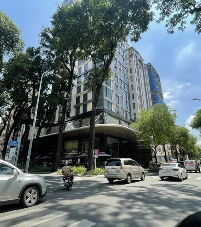 Bán khách sạn 12 Lý Tự Trọng Phường Sài Gòn, TP.HCM