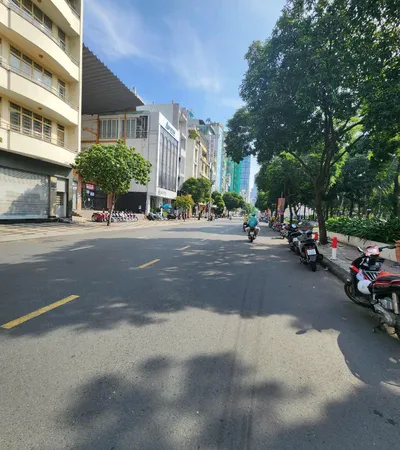 Bán nhà 140-142 Lê Lai, Phường Bến Thành, TP.HCM