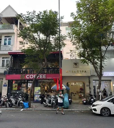 Bán nhà 156-158 Nguyễn Thái Bình, Phường Bến Thành, TP.HCM