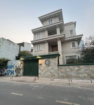 Bán nhà 2-4 Nguyễn Thành Ý Phường Đakao Quận 1