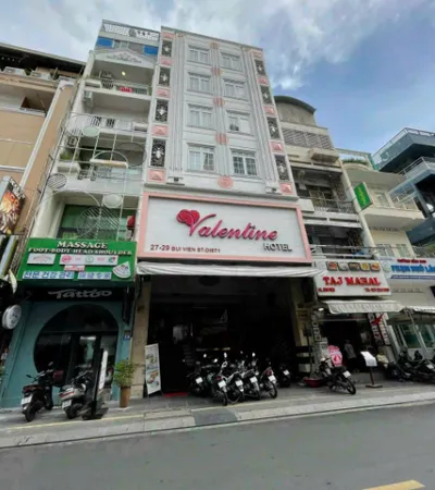 Bán Khách sạn 27-29 Bùi Viện Quận 1