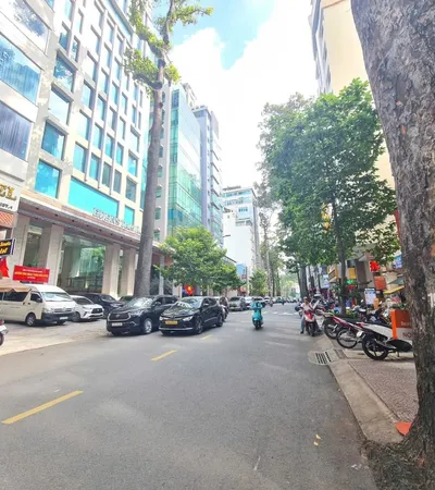 Bán tòa nhà 40-42 Bùi Thị Xuân, Phường Bến Thành, TP.HCM