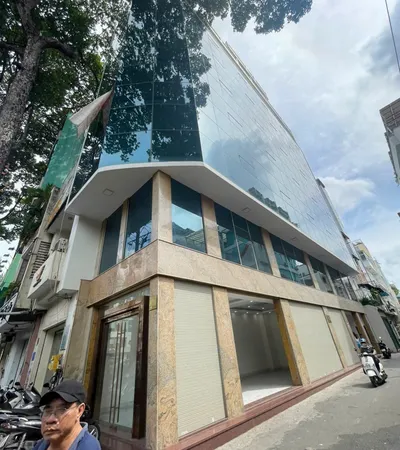 Bán nhà 49B Cao Thắng Phường Bàn Cờ, TP.HCM - Hầm 9 lầu