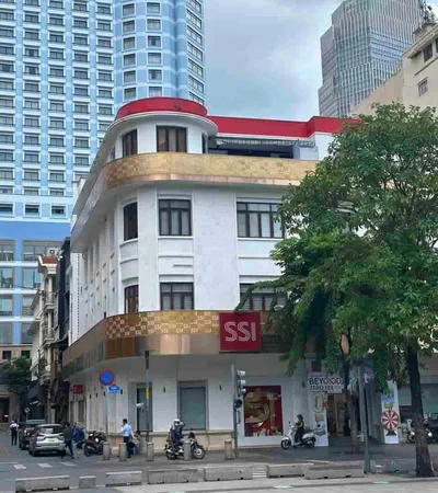 Bán nhà 72 Nguyễn Huệ & 17-19 Nguyễn Thiệp, Phường Sài Gòn, TP.HCM