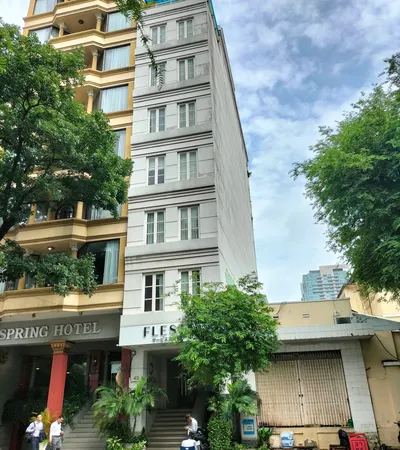 Bán nhà 42 Lê Thánh Tôn Phường Sài Gòn, TP.HCM - Hầm 9 lầu