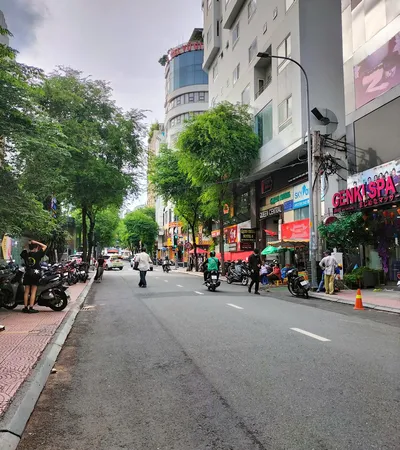 Bán nhà mặt tiền 8A đường Thái Văn Lung Phường Bến Nghé Quận 1