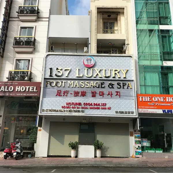 Bán nhà 25-27 Thủ Khoa Huân Phường Bến Thành Quận 1